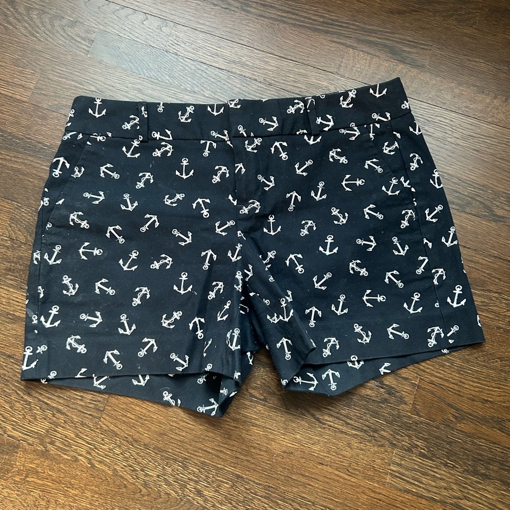 Black and White Anchor Print Shorts